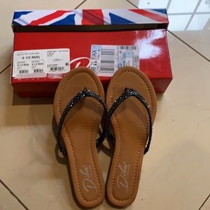 Nwt Diba London Laila sandals/flip flops sz 6.5